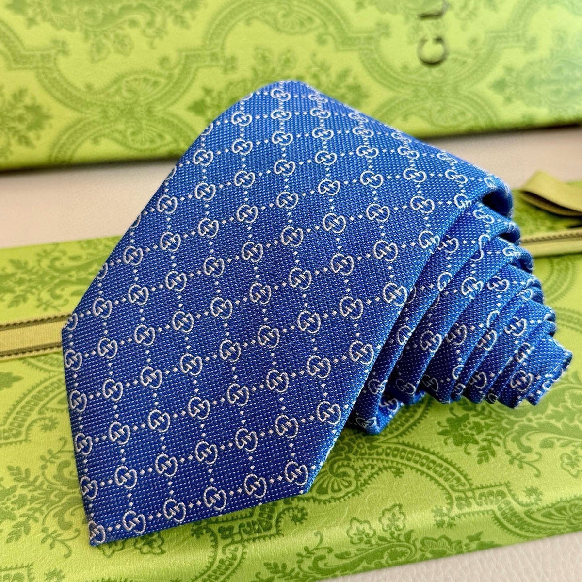 Gucci Style Men's GG Tonal Jacquard Silk Tie