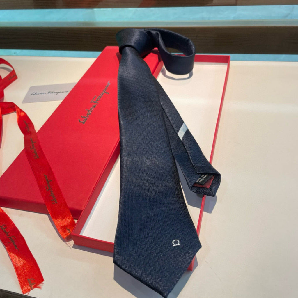 Ferragamo Style Men's Gancini Silk Tie