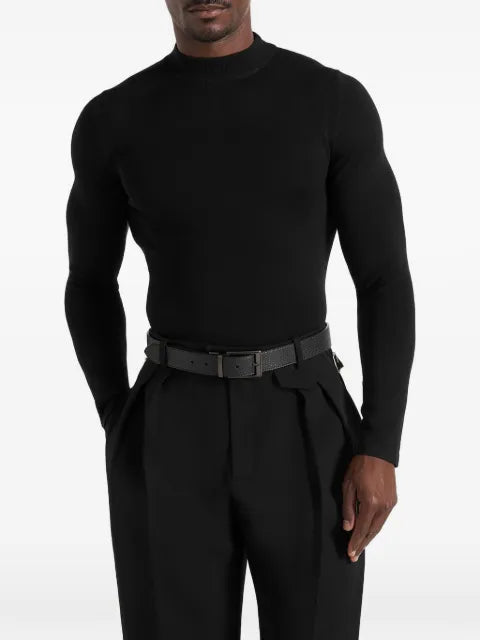 Manière De Voir KW003 in black fitted mock neck wool-blend jumper