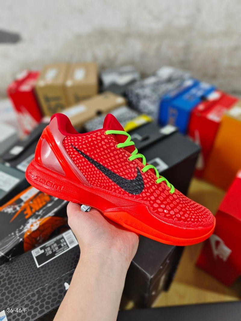 Kobe Reverse Grinch