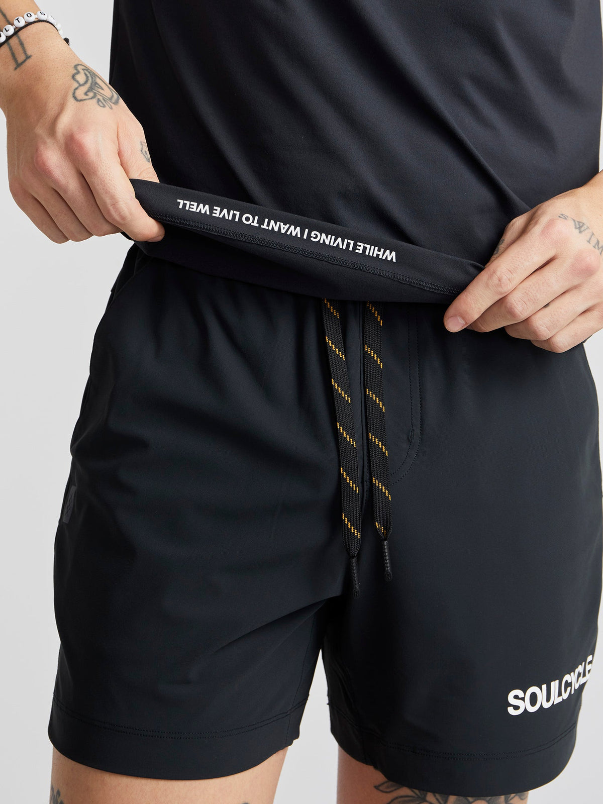 REIGN SHORT SLEEVE