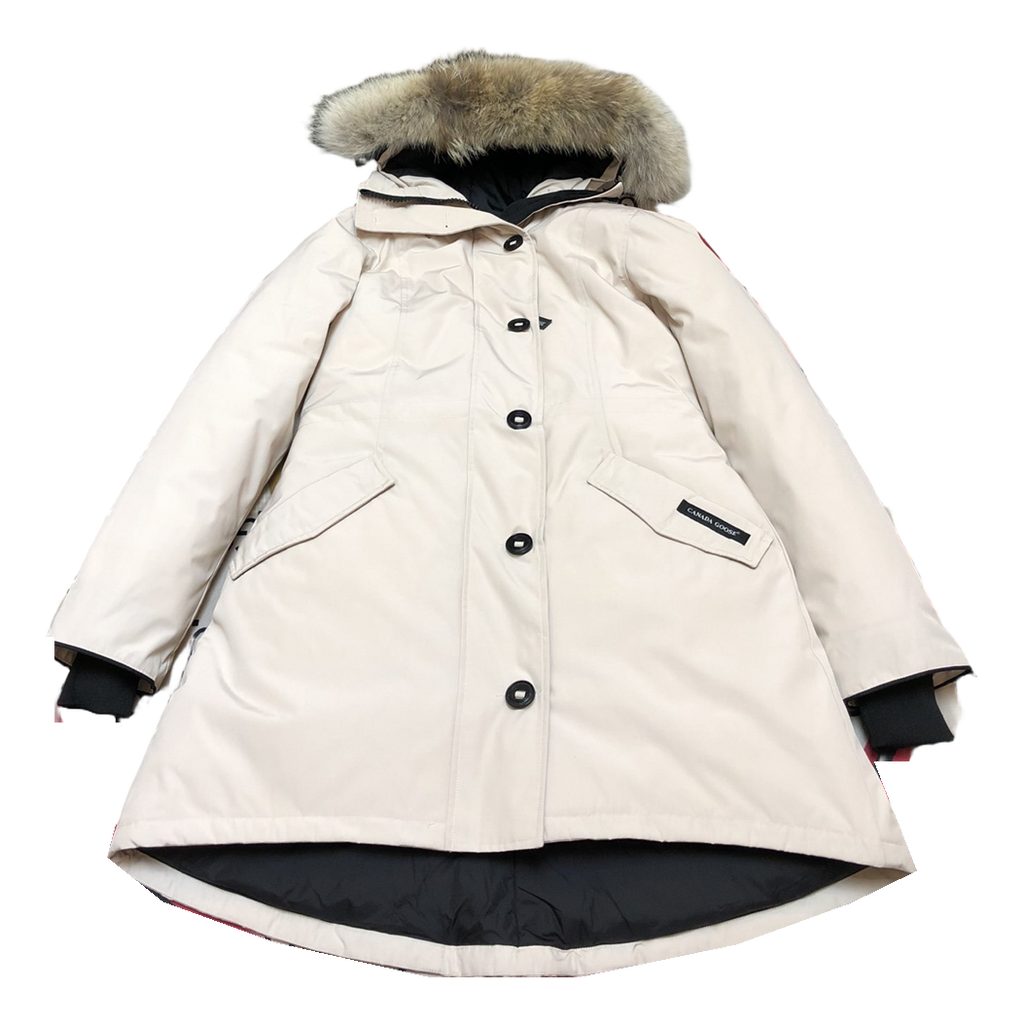 Canada Goose Women’s Rossclair Parka – Performance Meets Beauty