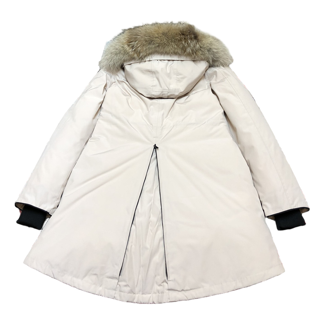 Canada Goose Women’s Rossclair Parka – Performance Meets Beauty