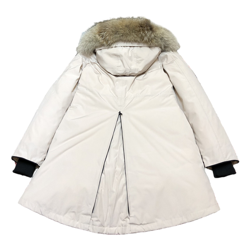 Canada Goose Women’s Rossclair Parka – Performance Meets Beauty