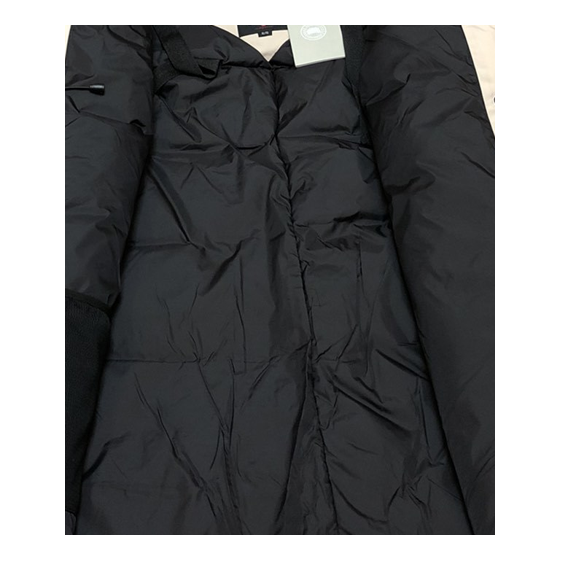 Canada Goose Women’s Rossclair Parka – Performance Meets Beauty