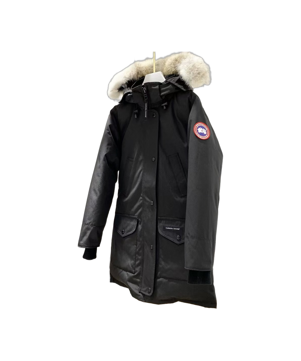 Canada Goose Women’s Trillium Parka – Coyote Fur-Trim Hood