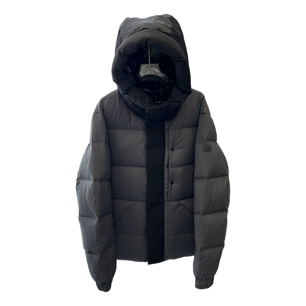 Moncler Contrast-Hood Color-Block Puffer Jacket – Graphic Edition