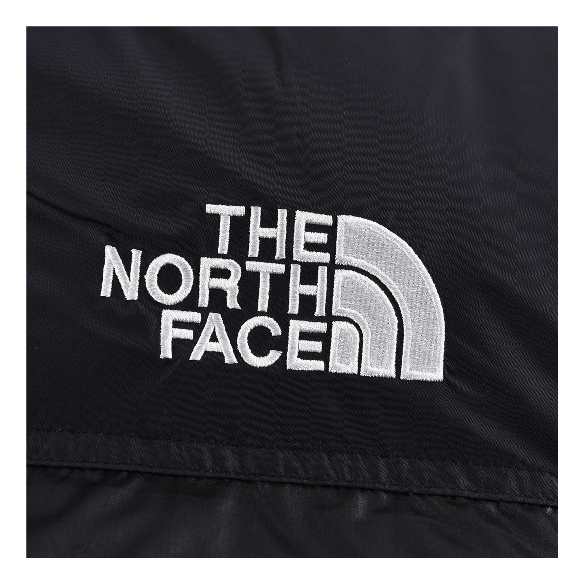 The North Face Contrast-Panel Stand-Collar Puffer Jacket – Street-Ready Edition