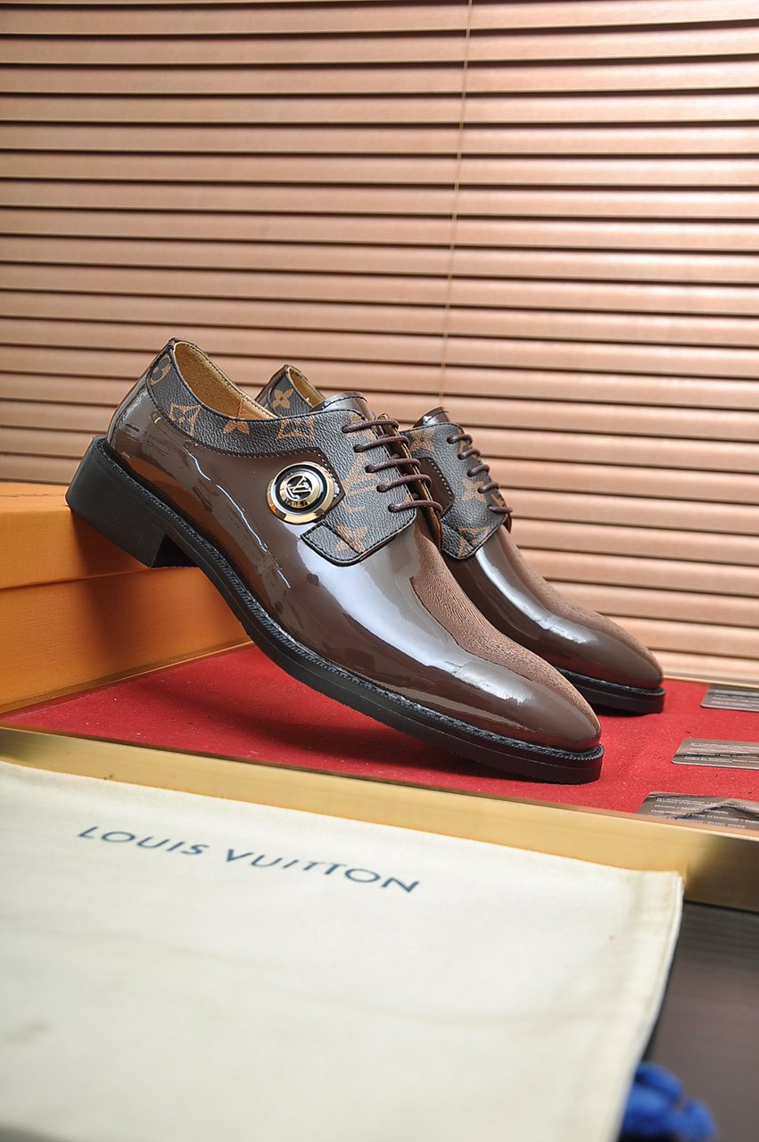 Louis Vuitton Patterned-Trim Lace-Up Dress Shoes