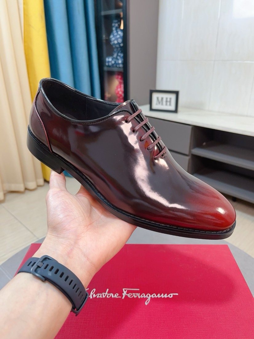 Ferragamo Men's Plain-Toe Leather Lace-Up Dress Shoes